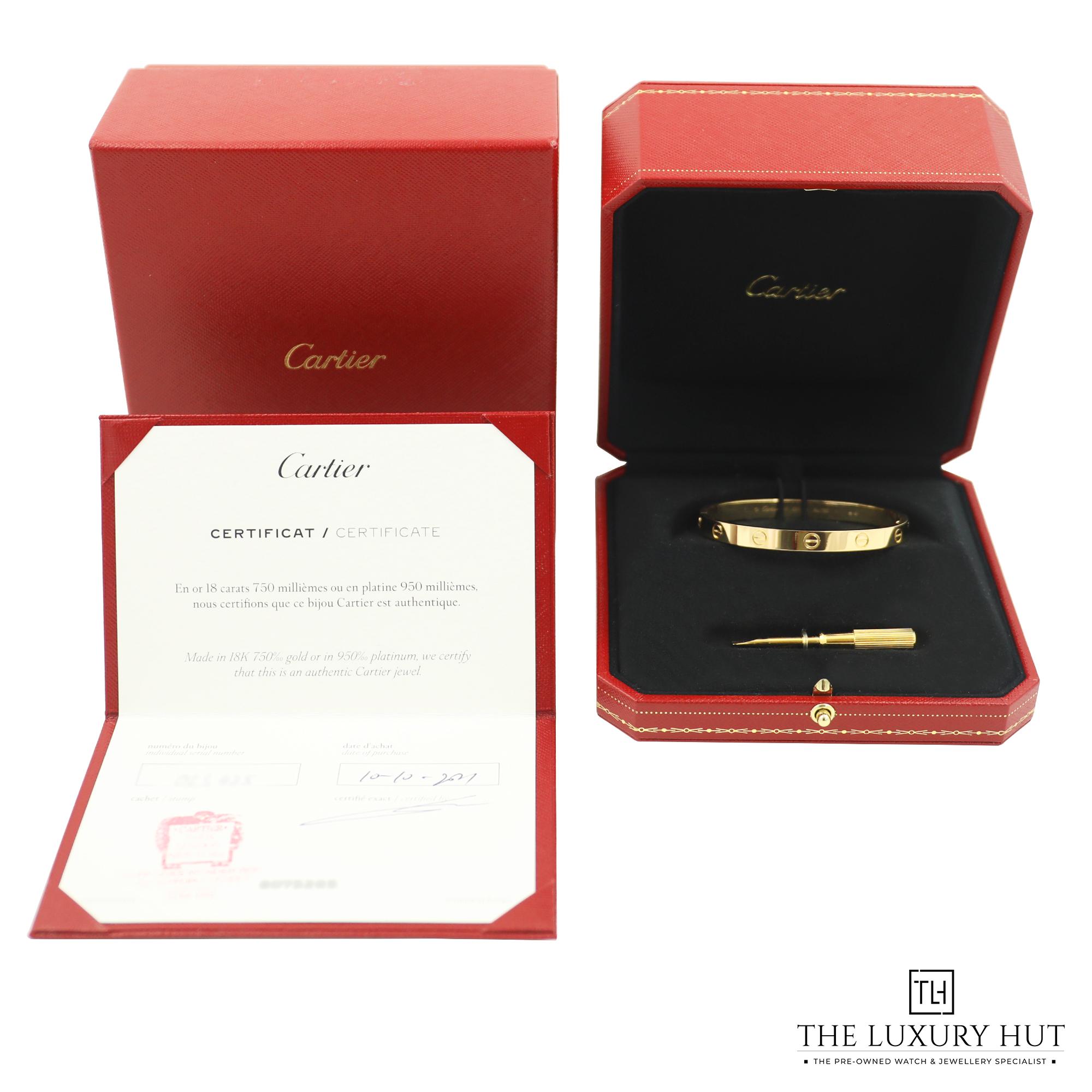2024/07/Cartier_Yellow_Gold_Love_Bracelet_50904-e.jpg