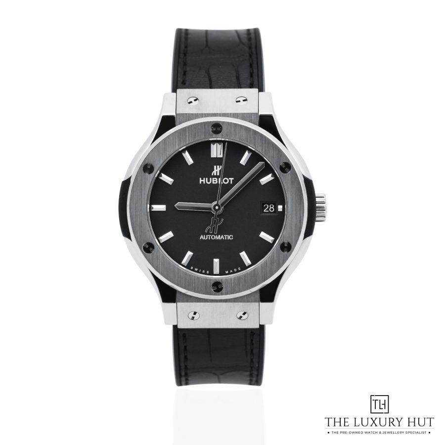 Hublot Classic Fusion Titanium 38mm Black 52061 a