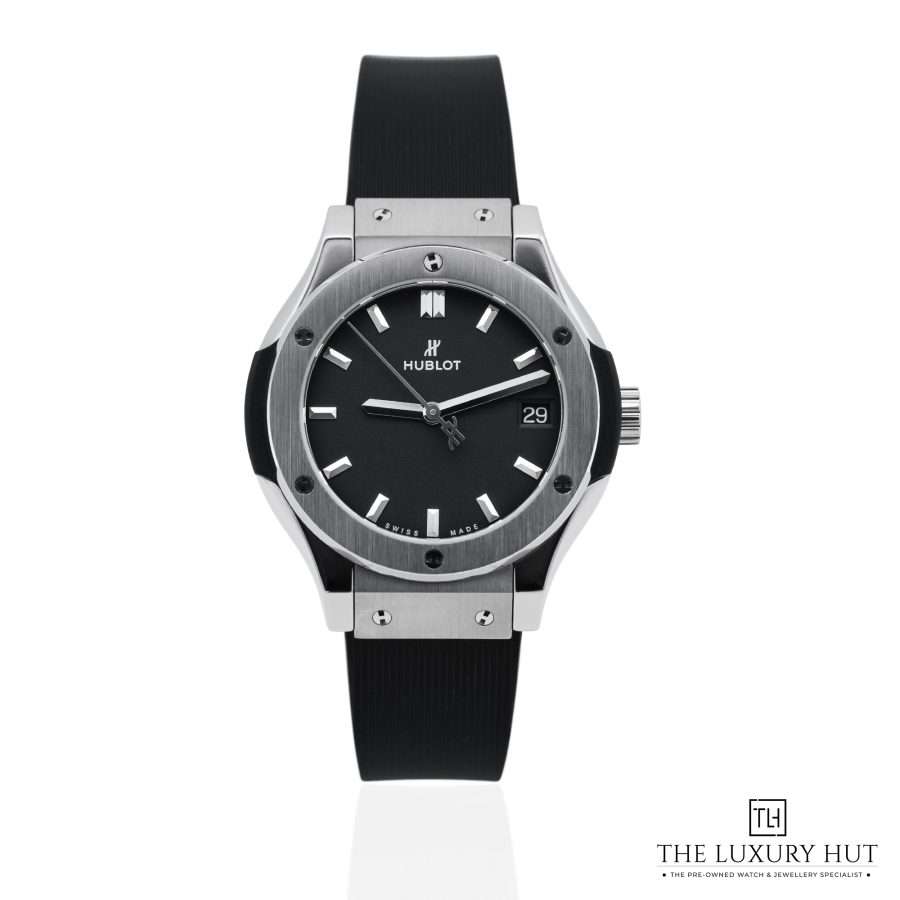 Hublot Classic Fusion Titanium 33mm Black 52096 a